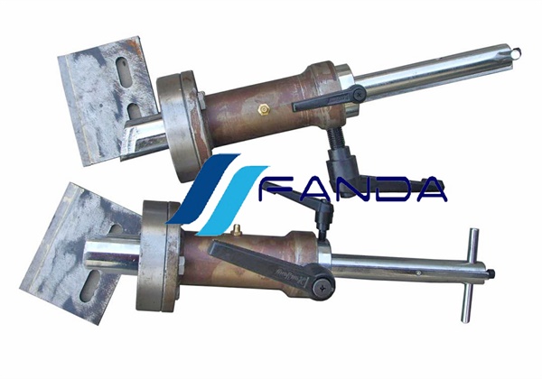 Cutter of horizontal ring die pellet mill.jpg