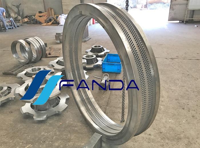 Client customized big ring die.jpg